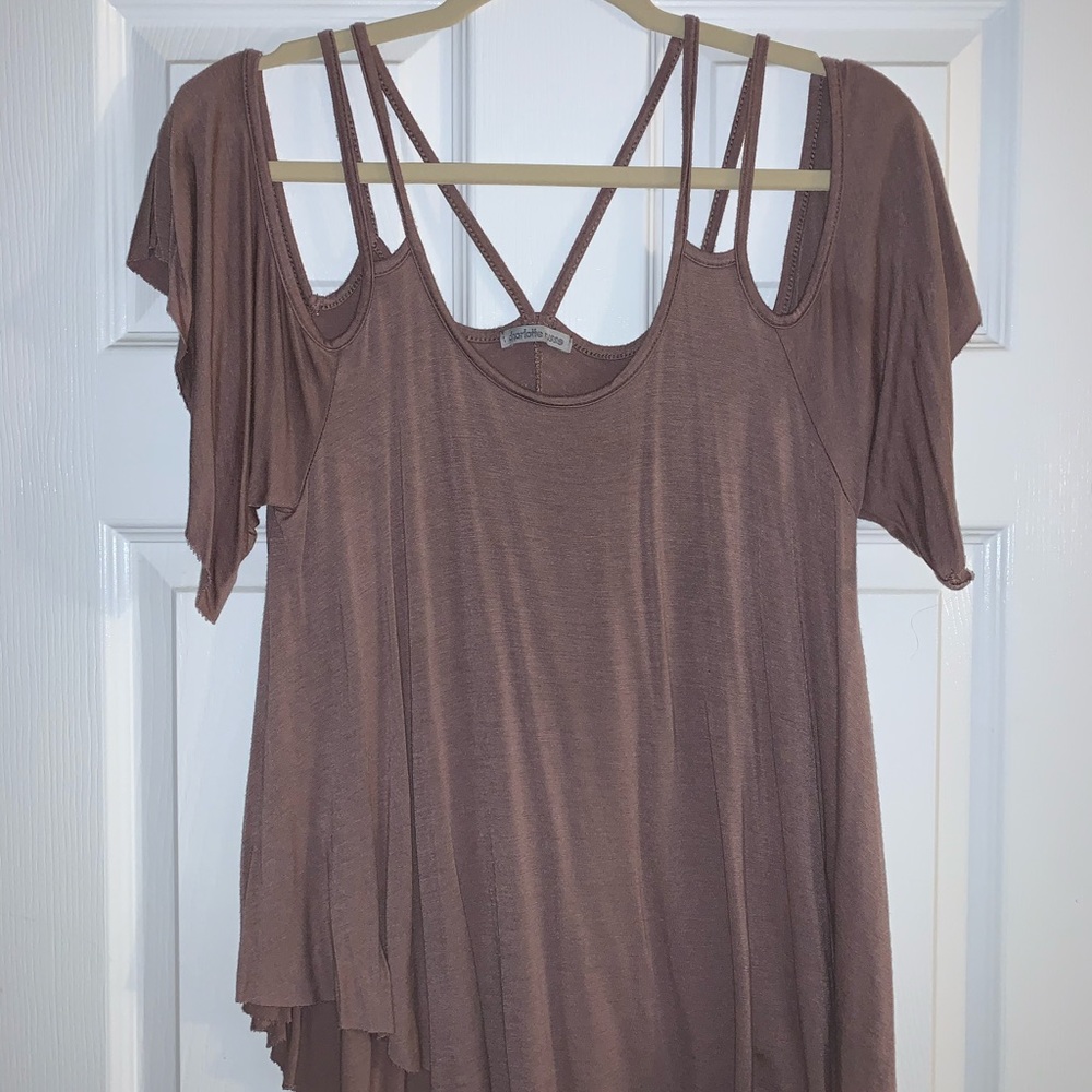 Fall off shoulder top